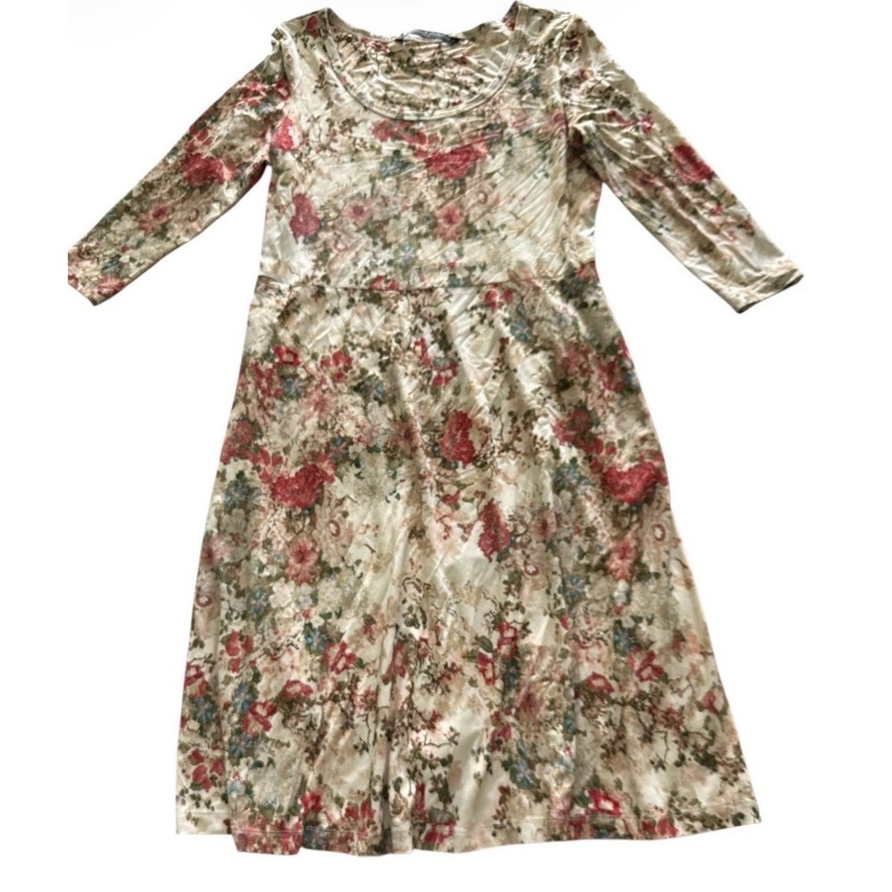 Peruvian Connection Floral Midi Dress Medium Red Beige Viscose Knit 3/4 Sleeve